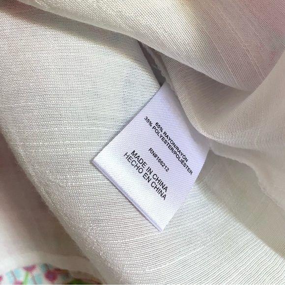 NWT Boutique Colorful Floral Asymmetrical Hem Tank Top Size Small - Picture 4 of 4